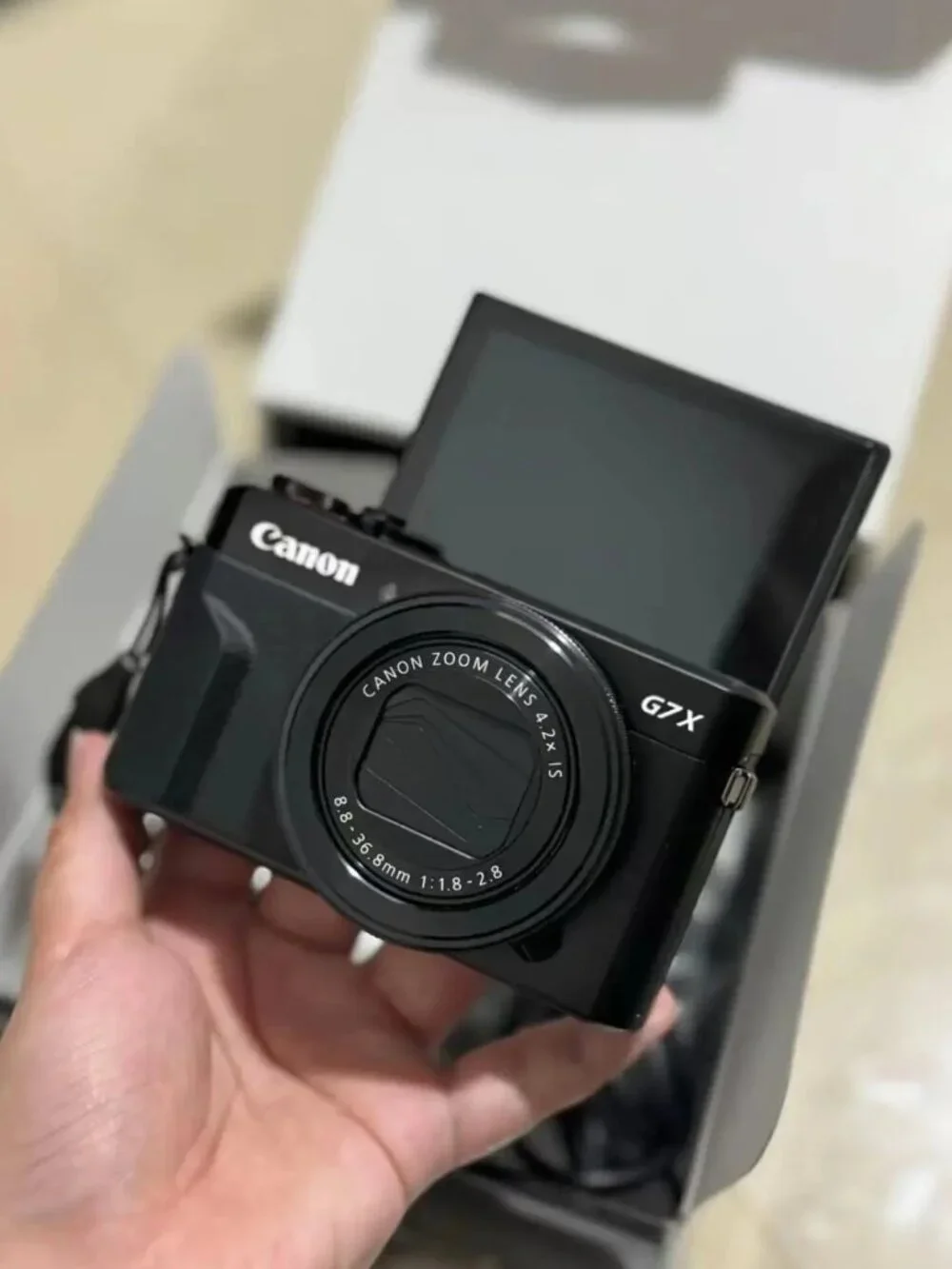 Canon PowerShot G7 X Mark III – 20.1MP Digital Camera